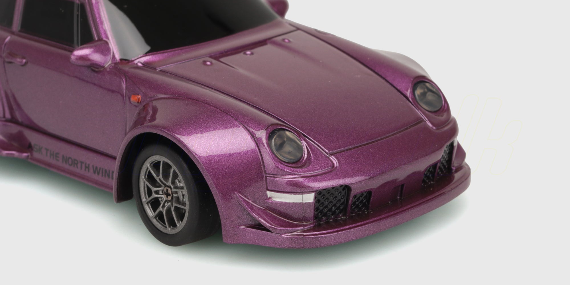 Mini BTD har lys i forlygterne