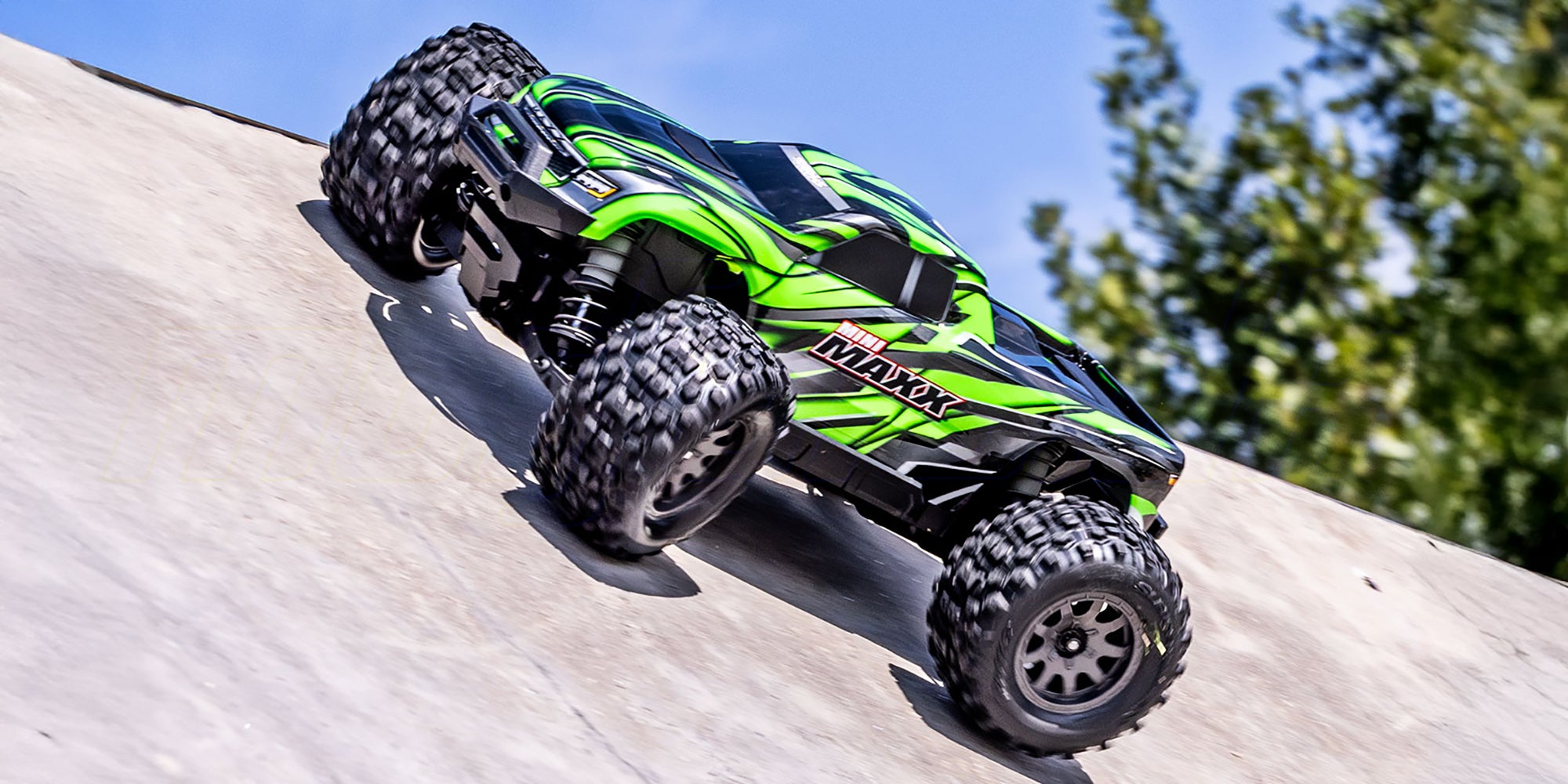 Mini Maxx fjernstyret bil med 4WD og sensorless brushless motor