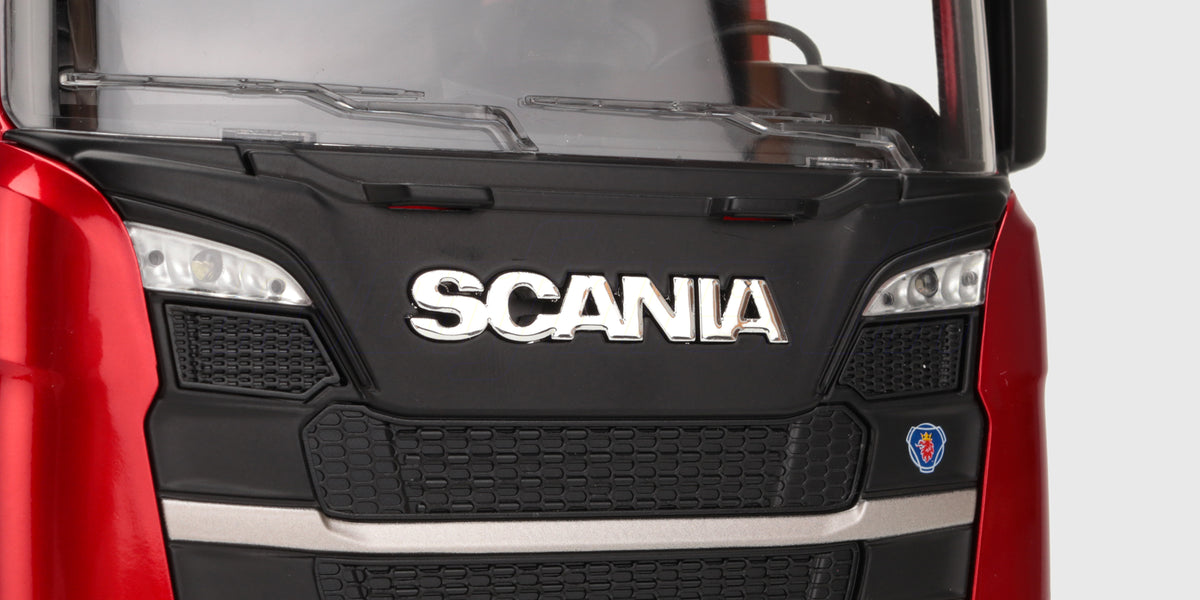 Huina Scania 770S med släp 1:18