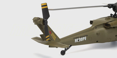 Sort og rød Helikopter Top Hunter med brushless motor vist fra siden på en hvid baggrund.