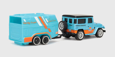 Blå og orange Mini RC Car Land Cruiser med turkis trailer set bagfra