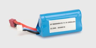 Indvendigt kig på Super Dino brushless racer båd med 11.1V LiPo batteri og turbojet-system.