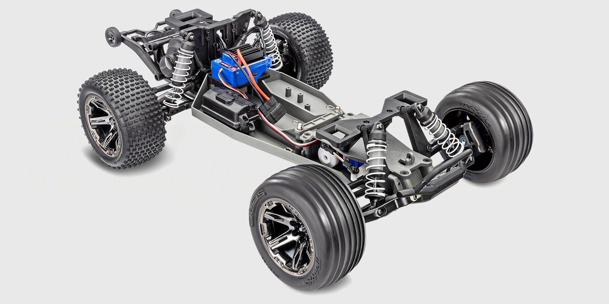 Fjernstyret bil med vandtæt elektronik og offroad-egenskaber fra Traxxas