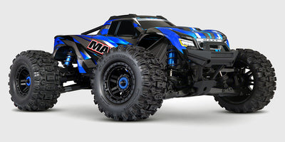 Blå Traxxas Maxx Widemaxx monster truck med store offroad-hjul set forfra på en hvid baggrund.
